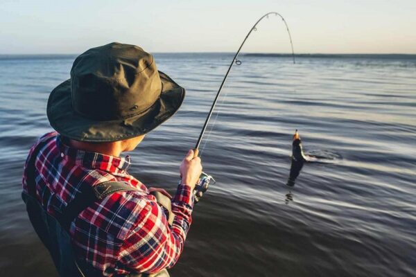 Meski Lokasi Semakin Sulit, Warga Cilegon Tetap Antusias Menyalurkan Hobi Memancing
